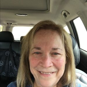 Meet your Posher, Adrienne